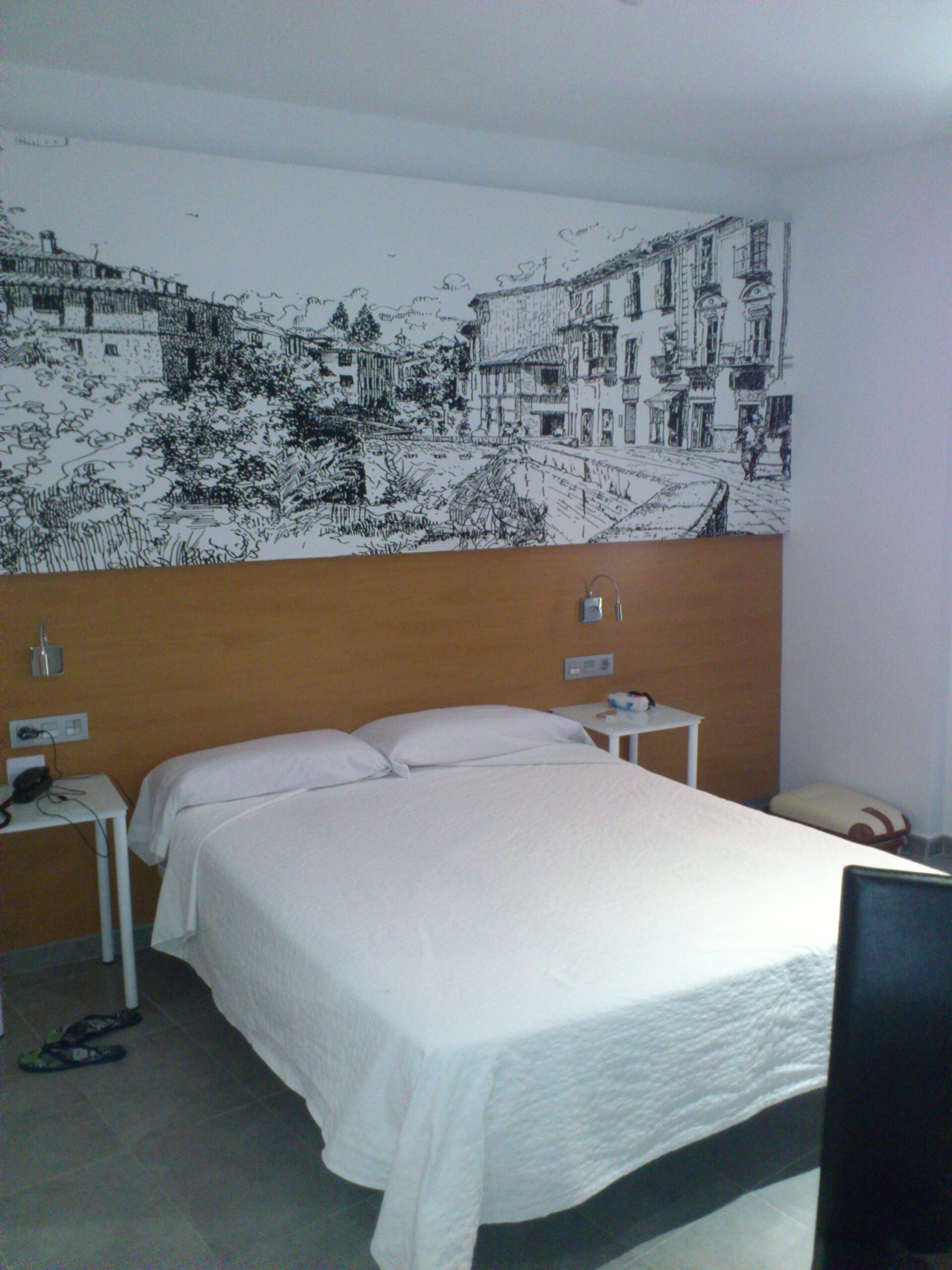 GRANADA HOSTAL ATENAS-01